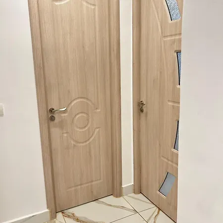 Tomis Nord Διαμέρισμα