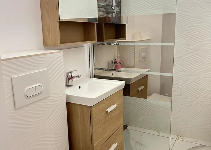 Tomis Nord Apartman Konstanca